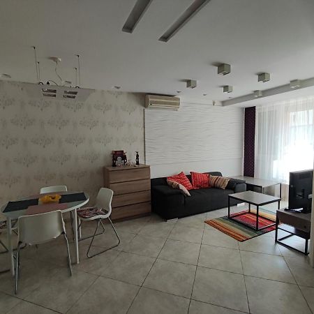 City Center Apartman Zalaegerszeg Esterno foto